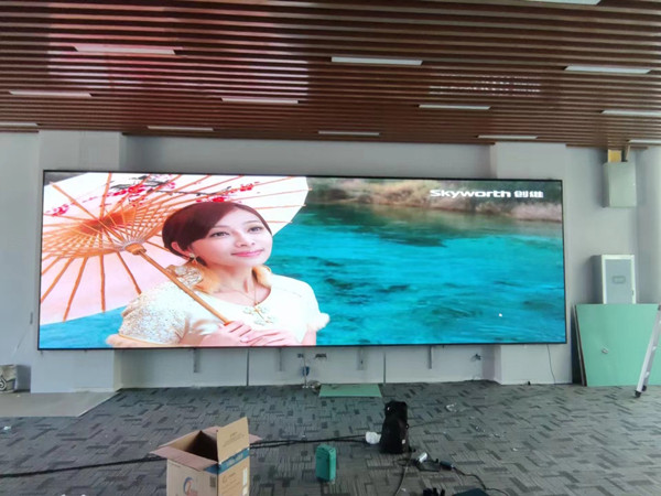 绥棱P1.53led小间距屏安装案例